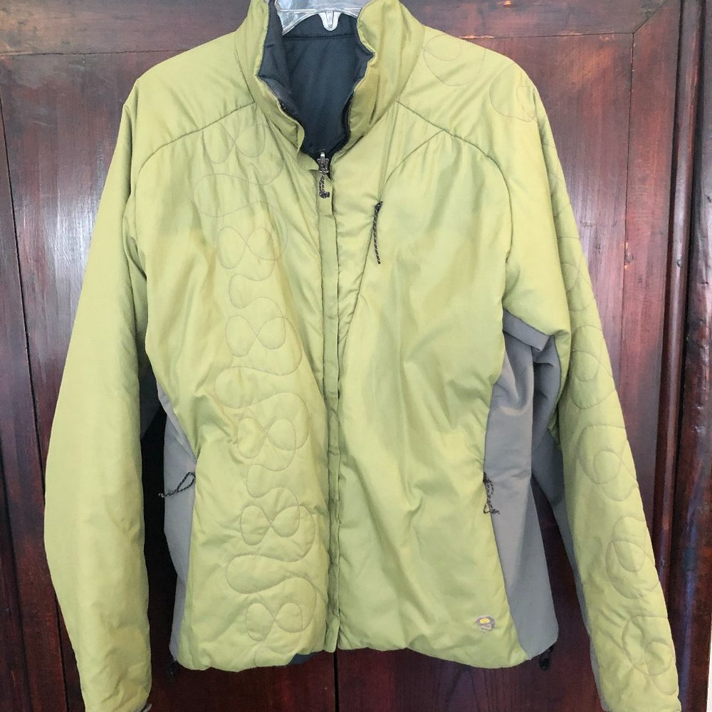 Unique Women's Mountain Hardware Reversible Ski Jacket